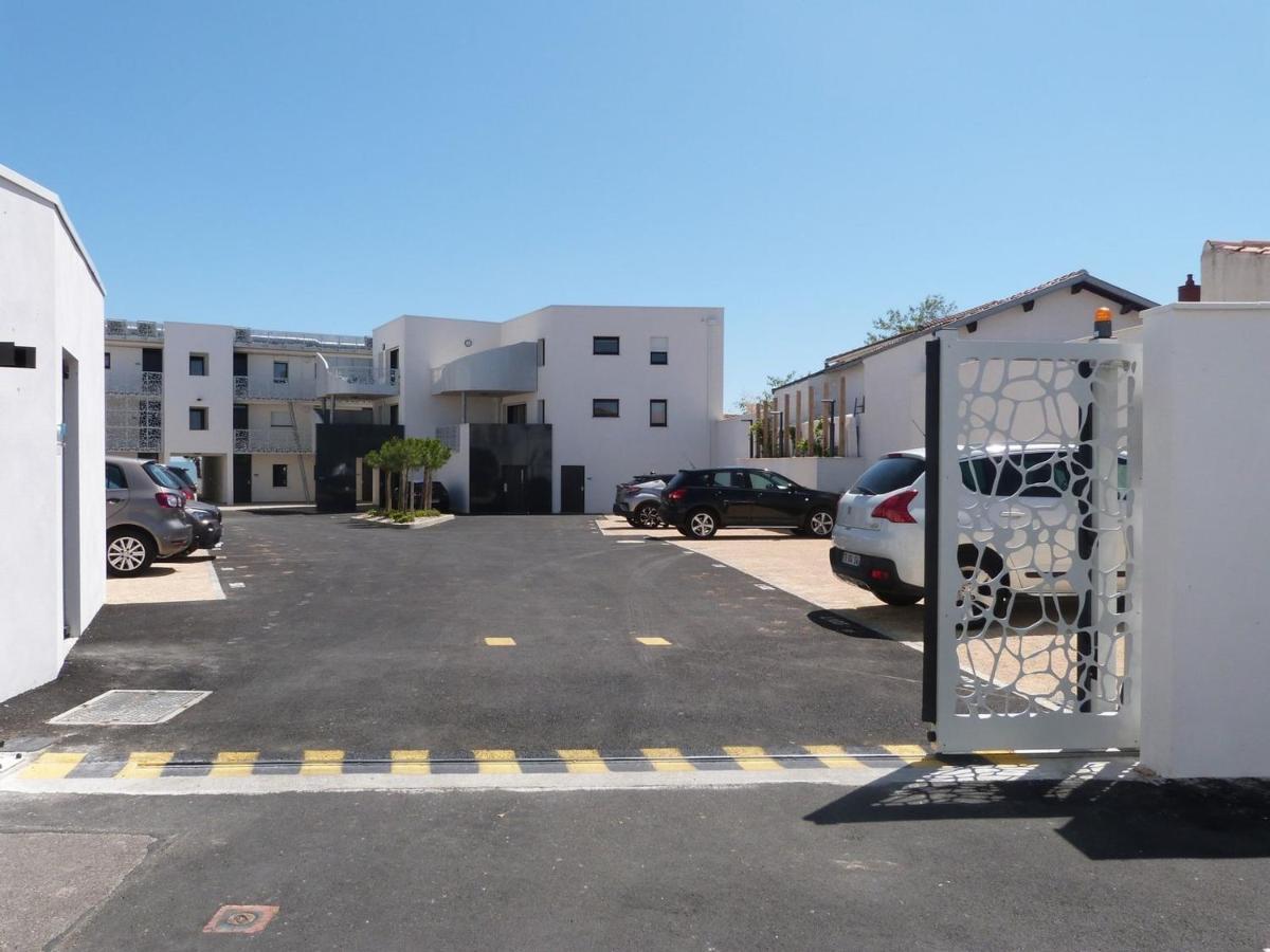 Appartement Plage, Piscine, Balcon, Animaux, Parking - Fr-1-194-201 La Tranche-sur-Mer Luaran gambar